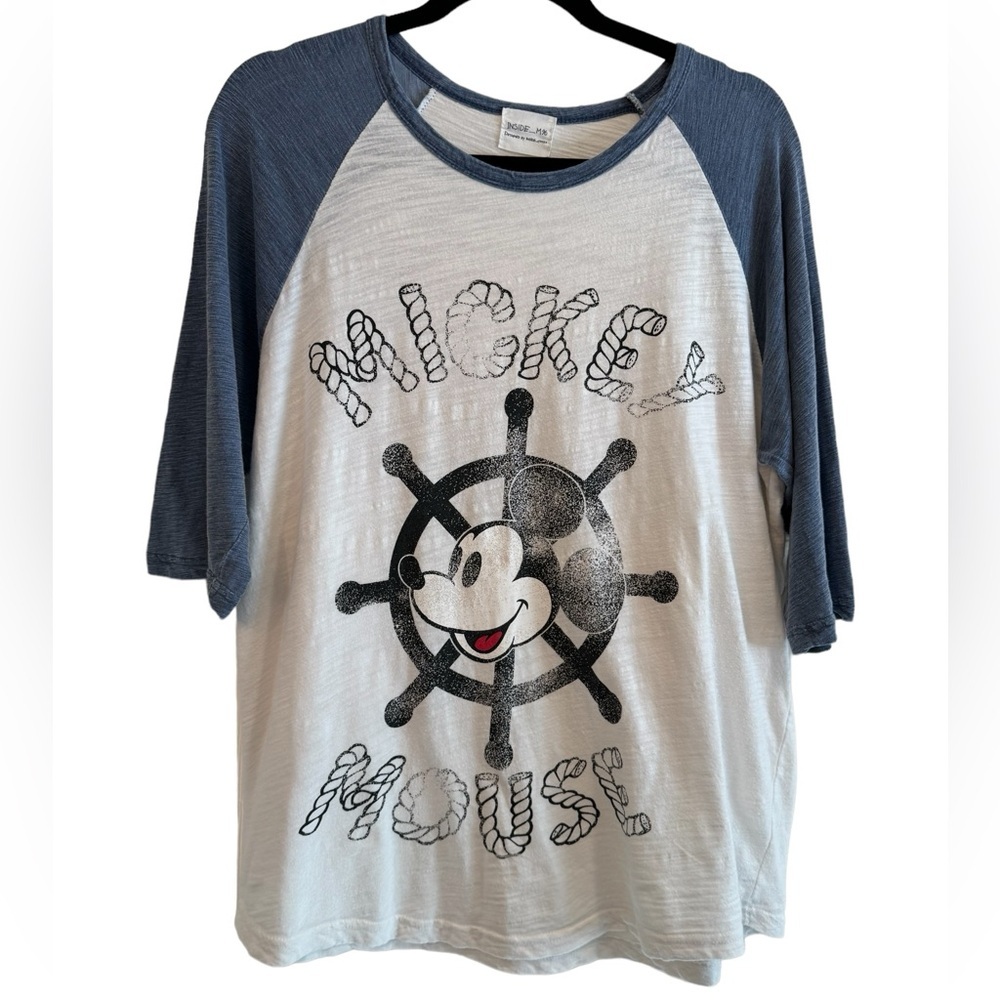 Mickey‎ Mouse baseball style tshirt, size medium